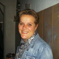 Anneke De Vries