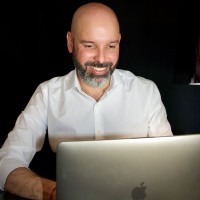 Luis Salazar