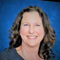 Lynne Ayers