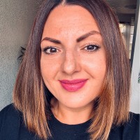 Timea Salamon