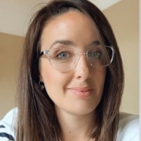 Laura Schell