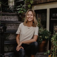 Tabitha Bakker