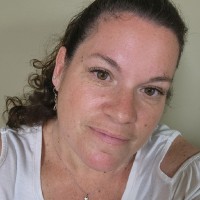 Amanda Akins