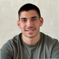 Uriel Mayo