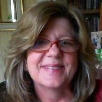 Linda E Chambers, LCSW