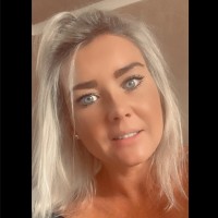 Holly Woolener