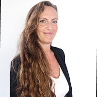 Dr. Sandra Kaminski