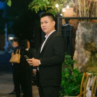 Tứ Nguyễn