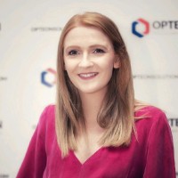Victoria Bluschke (Bell)