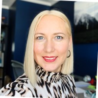 Jaime Johnston, Mba
