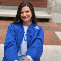 Olivia Farmer, Eit