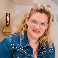 Isabelle Wenden Hauville