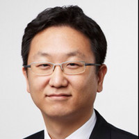 Chris(Young-Hwan) Song