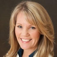 Leanne Travis