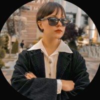 Ayşenur K.