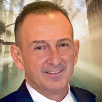 Robert Salinas