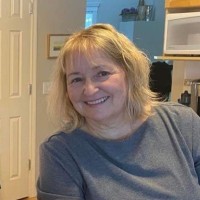 Holly Davidson