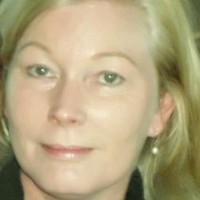 Dr Stacey Cowan