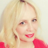 Esra Toluv