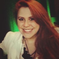 Andréia Lacerda