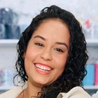 Poliana Paz