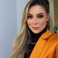 Renata Castilho