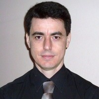 Ailton M.