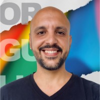 Alexandro R.