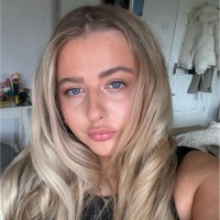 Zoe Rowlands