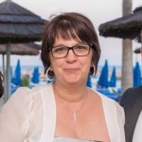 Christine Larmar