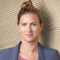 Anne Wolters