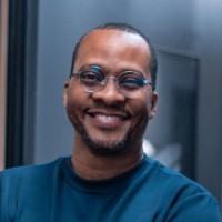 Éliton Nascimento