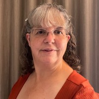 Lucinda Lynch