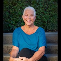 Karin Toth