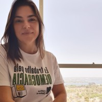 Natália Lambert