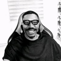 Dennis Iluma