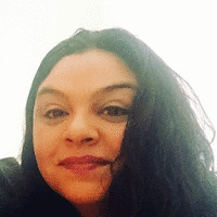Julie Aspera, Mshi, Rhia