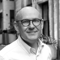 Dr Jasper Goss