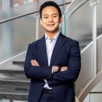 Tom Ng, Cfa