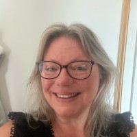 Karen Tomlinson
