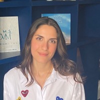 Aylin Oz
