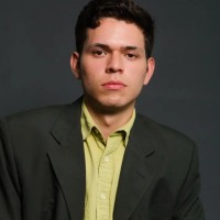 alex alizo