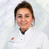 Canan Alhan