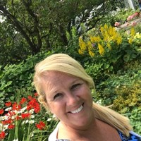 Dana Hansen