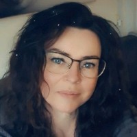 Yvonne van der Heide