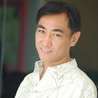 ธเนศ เอื้ออภิธร