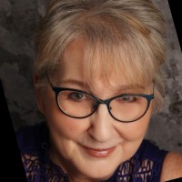 Dr Barbara Howell