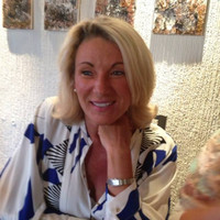 Karen Ellison 💙