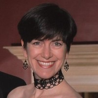 Liz Brassington Cmiosh