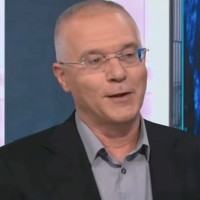 Dr. Oren Fuerst
